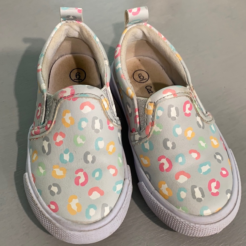 Cat & Jack cute slip on shoes girls toddler sz 6